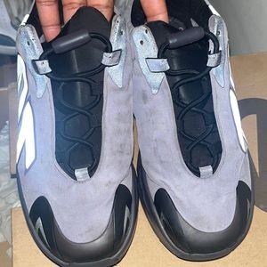 Yeezy Kids Size 2y Authentic